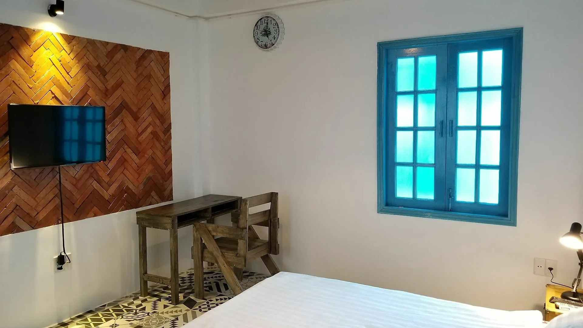 Timemark Travel Homestay & Hostel Ho Chi Minh City