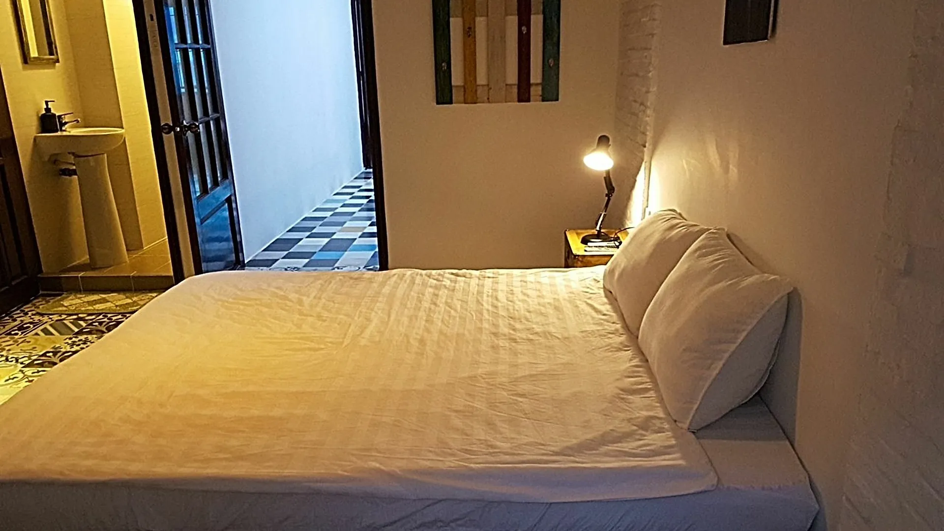 Timemark Travel Homestay & Hostel Ho Chi Minh City